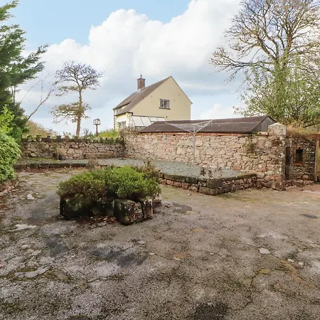 Old School Muncaster House