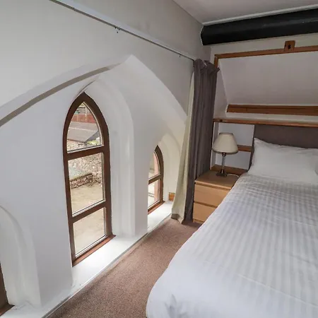 Old School Muncaster House Tatil Evi