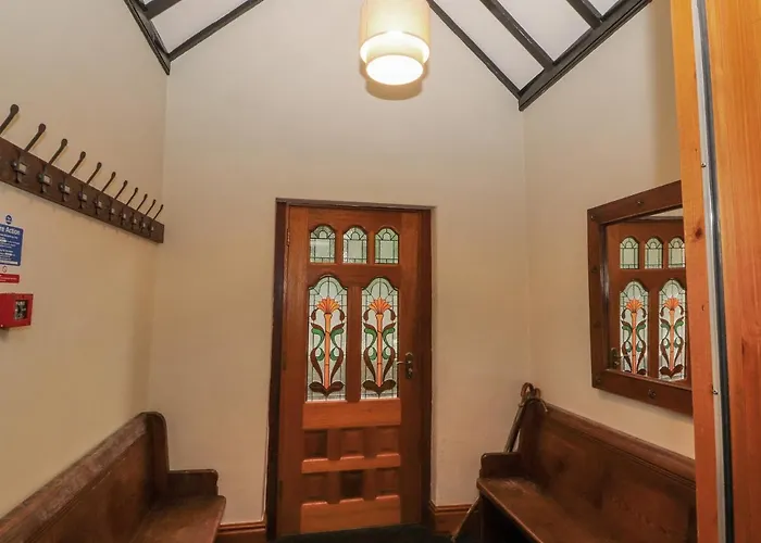 Old School Muncaster House Holiday home *