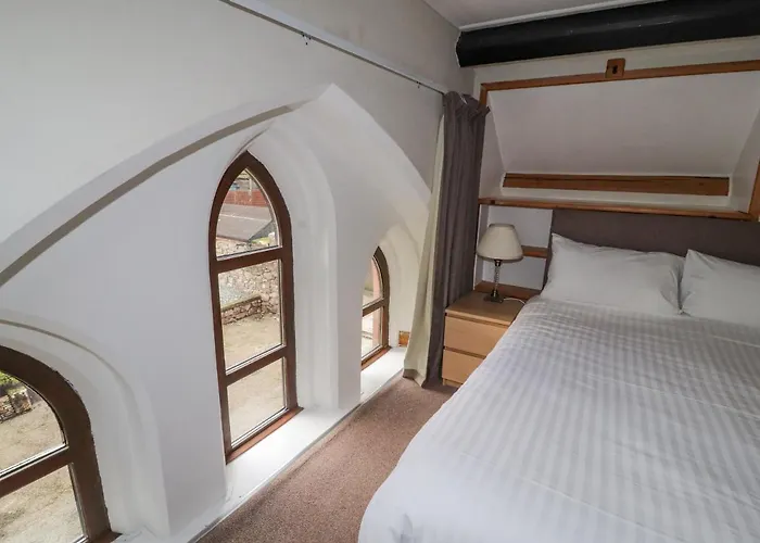 Old School Muncaster House Holiday home